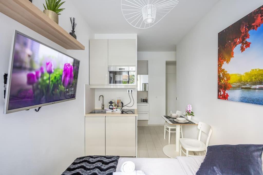 Cozy Studio Near The Eiffel Tower Παρίσι Εξωτερικό φωτογραφία